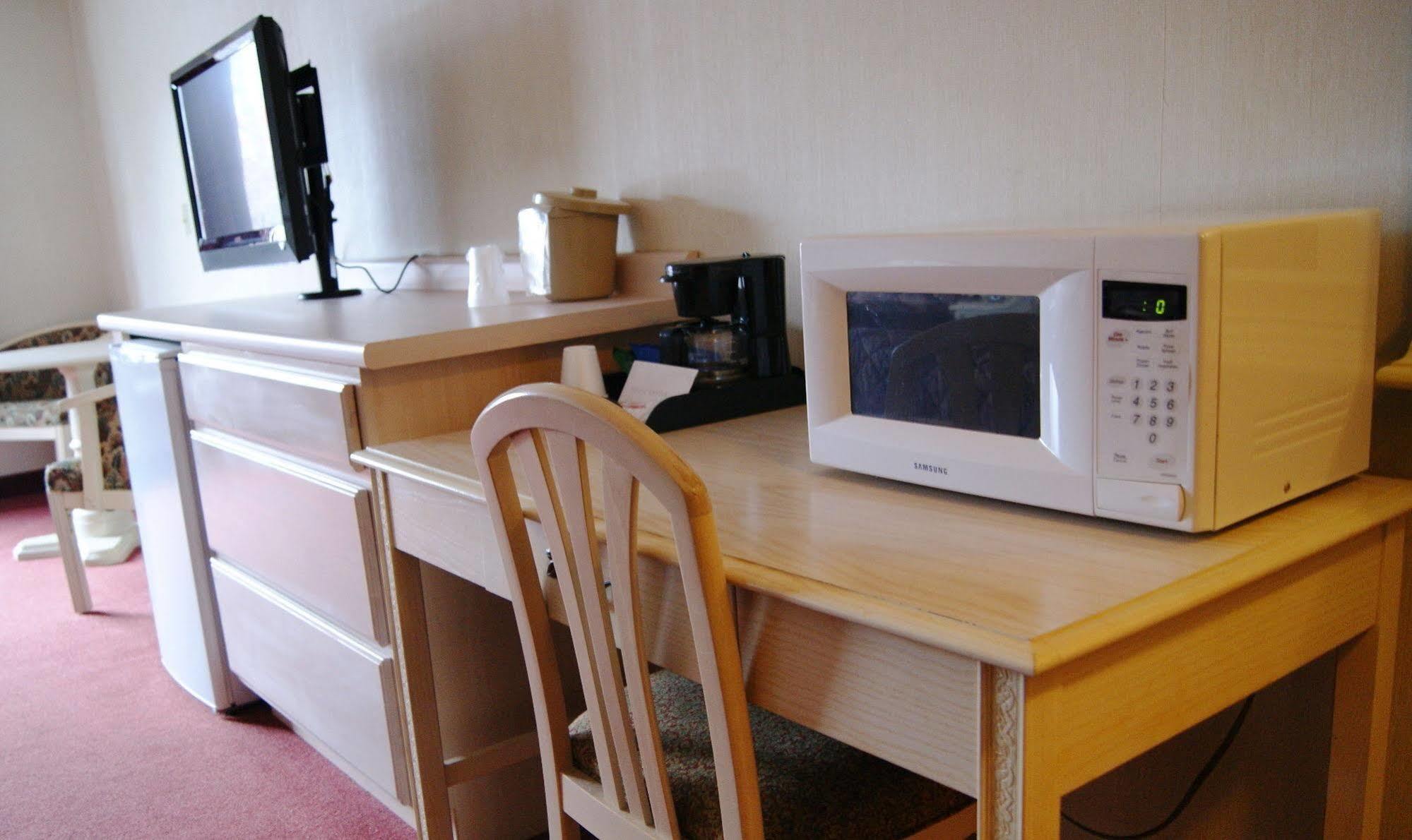 Meadow Court - Motel 2*